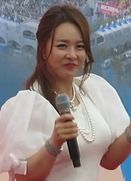 금잔디, 2019년 5월 청도 소싸움축제 공연